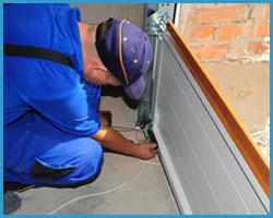 United Garage Door Denver, CO 303-502-2878 - sidebar-door-maintaince-15-05m